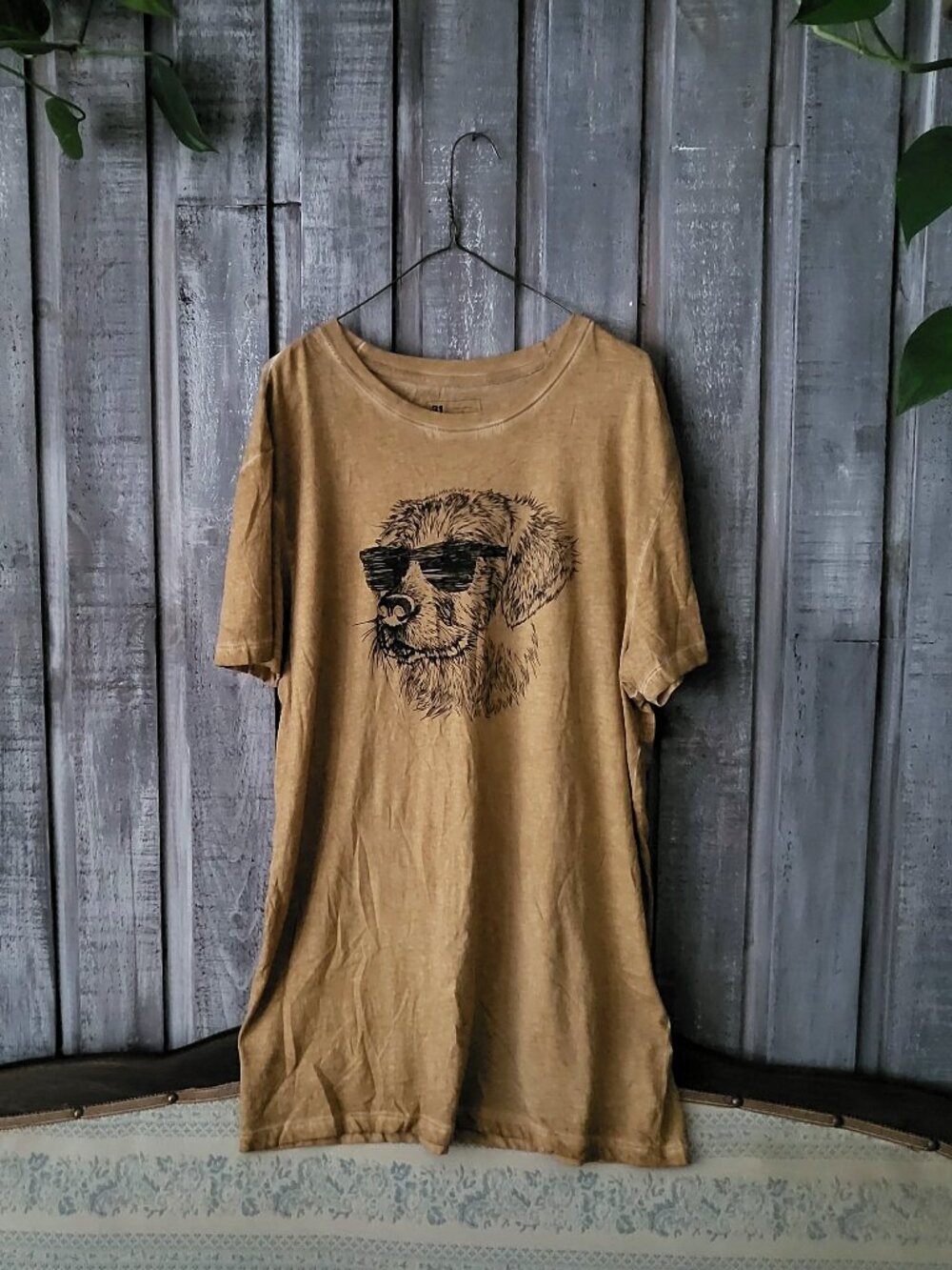 Le 31 par Simons Mens Vision Organic Cotton Dog with Sunglasses Graphic Tee Size